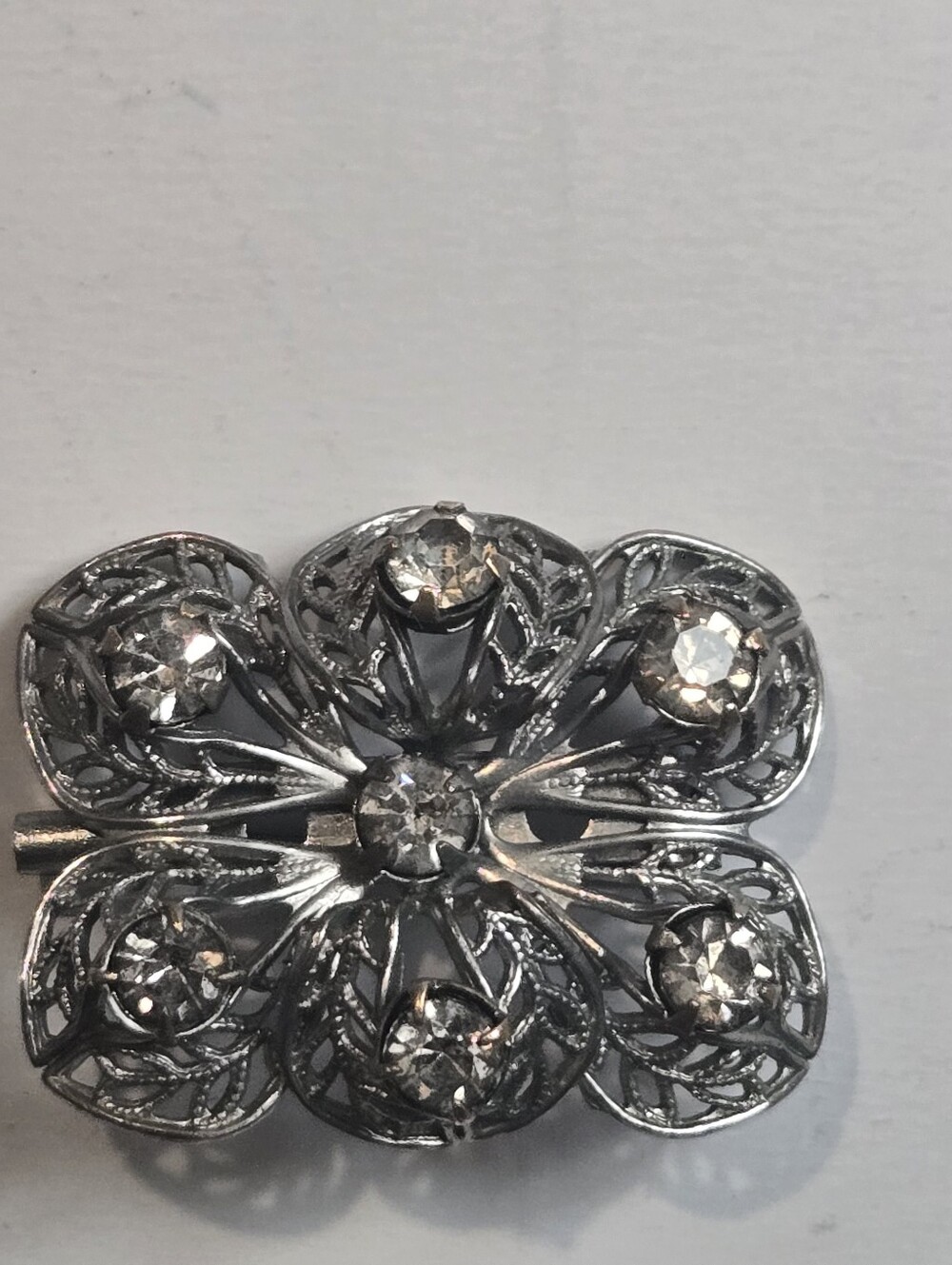 Vintage Silver-Tone Floral Crystal Brooch - Sparkling Clear Stones